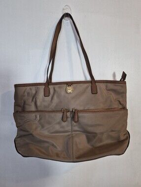 MICHAEL KORS  Kempton Medium Pocket Nylon Tote In DUSK